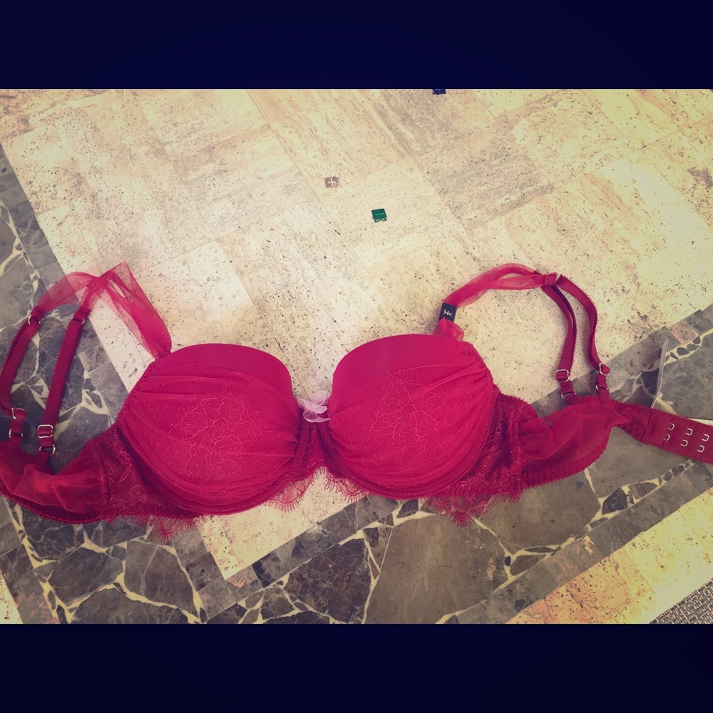Victoria Secret Bra 34C